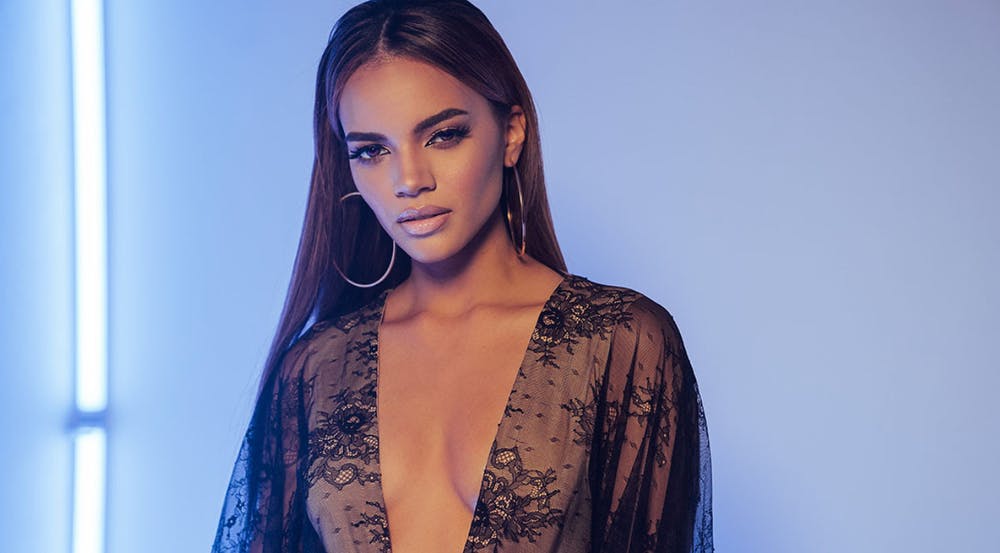 Лесли Грейс