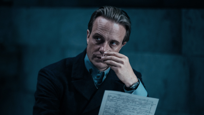 Аугуст Диль в роли Воланда