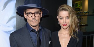 Голливуд объявил бойкот Джонни Деппу после победы Эмбер Херд в суде Голливуд объявил бойкот Джонни Деппу после победы Эмбер Херд в суде