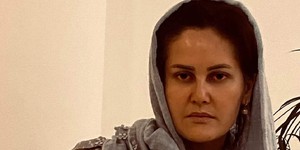 Киев принял эвакуированного афганского кинорежиссера Сахру Карими и её семью Киев принял эвакуированного афганского кинорежиссера Сахру Карими и её семью