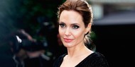 Не ради селфи! Анджелина Джоли завела Instagram для помощи людям из Афганистана