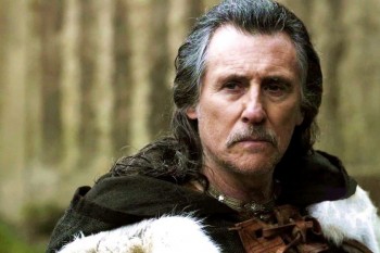 Гэбриел Бирн 