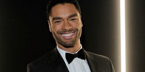 Герцог из "Бриджертонов" снимется в новом фильме Netflix