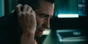 Триллер «Виновный» с Джейком Джилленхолом бьет рекорды на Netflix