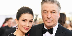 Жена Алека Болдуина прокомментировала убийство совершенное её супругом Жена Алека Болдуина прокомментировала убийство совершенное её супругом