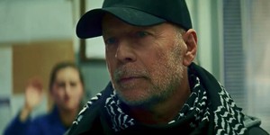 Брюс Уиллис впервые сыграет преступника, а не героя в фильме "Тупик" Брюс Уиллис впервые сыграет преступника, а не героя в фильме "Тупик"