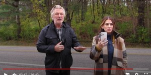 Алек Болдуин впервые поговорил с журналистами после того как застрелил оператора Алек Болдуин впервые поговорил с журналистами после того как застрелил оператора