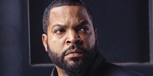 Айс Кьюб лишился роли в фильме из-за отказа вакцинироваться Айс Кьюб лишился роли в фильме из-за отказа вакцинироваться