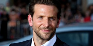 Брэдли Купер создает собственную продюсерскую компанию и планирует снять фантастический фильм Брэдли Купер создает собственную продюсерскую компанию и планирует снять фантастический фильм