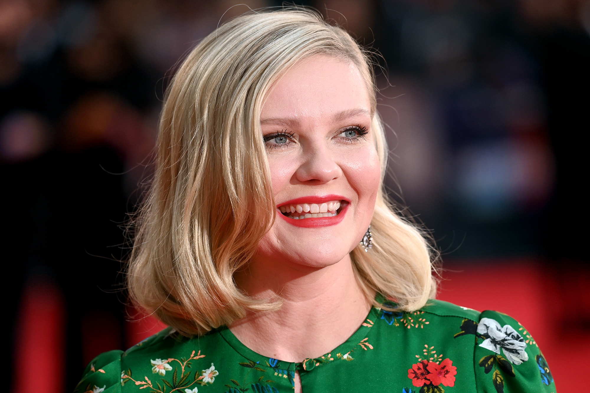 Кирстен Данст