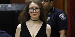 Стало известно сколько Netflix заплатил реальной Анне Сорокиной за сериал "Изобретая Анну"