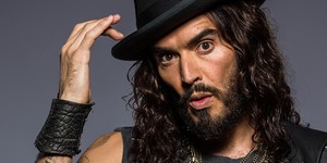 Голівудський актор та зірка YouTube Рассел Бренд опинився під прицілом обвинувачень в сексуальних домаганнях Голівудський актор та зірка YouTube Рассел Бренд опинився під прицілом обвинувачень в сексуальних домаганнях