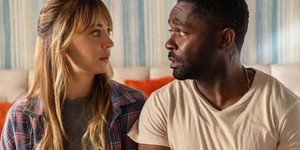 Кейлі Куоко та Девід Оєлово розкривають сімейні таємниці у трейлері секс-комедії "Рольова Гра" Кейлі Куоко та Девід Оєлово розкривають сімейні таємниці у трейлері секс-комедії "Рольова Гра"