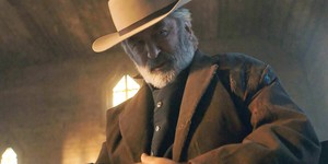 Алеку Болдвіну висунули обвинувачення за новим пунктом у справі про несвідоме вбивство у зв'язку з випадком стрільби на зйомках фільму "Rust" Алеку Болдвіну висунули обвинувачення за новим пунктом у справі про несвідоме вбивство у зв'язку з випадком стрільби на зйомках фільму "Rust"