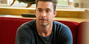 Скотт Спідман отримав головну роль у хоррор драмі "Чашка" - новий проєкт від Ієна Маккалоха та Джеймса Вана Скотт Спідман отримав головну роль у хоррор драмі "Чашка" - новий проєкт від Ієна Маккалоха та Джеймса Вана