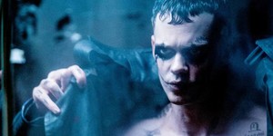 Рошель Девіс висловила негативну реакцію про перевтілення Білла Скарсгарда в "Вороні": "Це просто фу!" Рошель Девіс висловила негативну реакцію про перевтілення Білла Скарсгарда в "Вороні": "Це просто фу!"