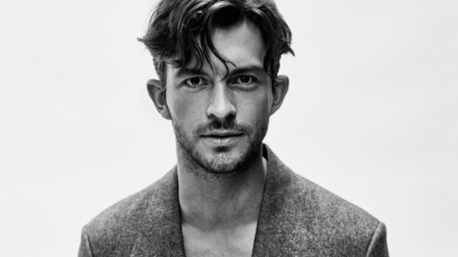 Джонатан Бейлі