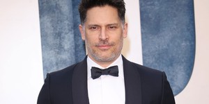 Джо Манганьєло готується зіграти головну роль у новому зомбі-трилері "Mountain Man" Джо Манганьєло готується зіграти головну роль у новому зомбі-трилері "Mountain Man"