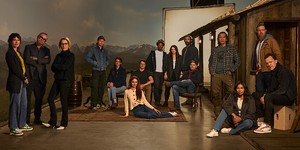 Курт Саттер розпочав зйомки вестерн-серіалу "The Abandons" для Netflix з участю легендарного зіркового ансамблю Курт Саттер розпочав зйомки вестерн-серіалу "The Abandons" для Netflix з участю легендарного зіркового ансамблю