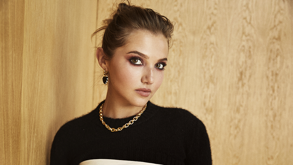 Мія-МакКенна Брюс