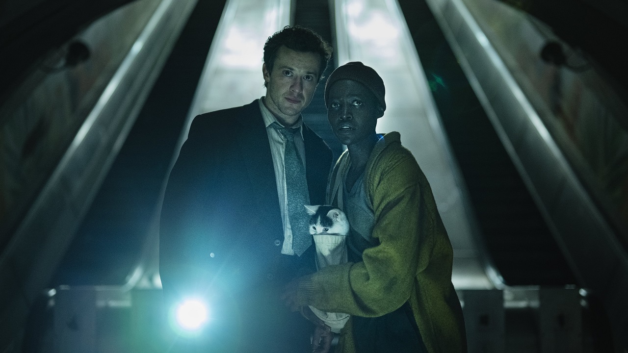 Лупіта Ніонго та Джозеф Квінн