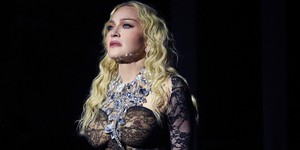 Мадонна натякає на відновлення створення її біографічного фільма, який отримав нову назву "Who's That Girl" Мадонна натякає на відновлення створення її біографічного фільма, який отримав нову назву "Who's That Girl"