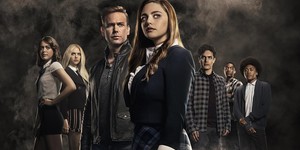 Автор серіалу "Спадок", Шерман Пейн, прагне створити нові спін-оффи у всесвіті "Щоденників вампіра" Автор серіалу "Спадок", Шерман Пейн, прагне створити нові спін-оффи у всесвіті "Щоденників вампіра"