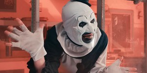 Клоун Арт готує різдвяну різанину у дуже моторошному трейлері третьої частини відомої слешер-франшизи "Жахливий" Клоун Арт готує різдвяну різанину у дуже моторошному трейлері третьої частини відомої слешер-франшизи "Жахливий"