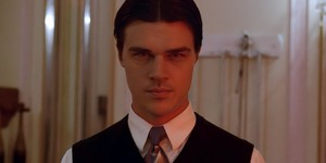 Зірка серіалу "Американська історія жаху" Фінн Віттрок приєднується до романтичної комедії "Така вже ця любов" під режисурою Ліни Рьосслер Зірка серіалу "Американська історія жаху" Фінн Віттрок приєднується до романтичної комедії "Така вже ця любов" під режисурою Ліни Рьосслер