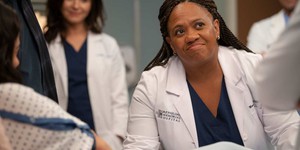 Тизер 21-го сезону улюбленої драми "Анатомія Грей" обіцяє гарячі конфлікти та повернення старих героїв