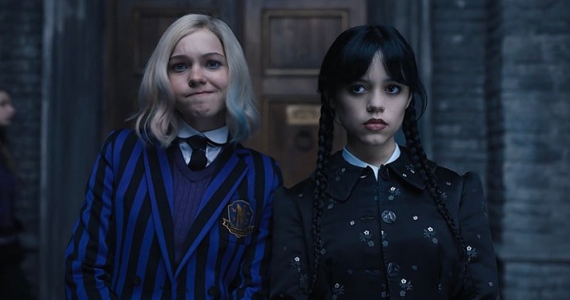 Дженна Ортега та Емма Маєрс