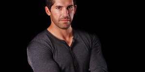 Зірка "Джона Віка", Скотт Едкінс, приєднується до Метта Деймона та Бена Аффлека у кримінальному трилері Netflix