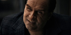 Чому Бетмен не вступив у боротьбу з Озом Коббом у хітовом серіалі "Пінгвін"? Чому Бетмен не вступив у боротьбу з Озом Коббом у хітовом серіалі "Пінгвін"?