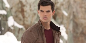 Легенда"Сутінків" повертається: Тейлор Лотнер зіграє самого себе в серіалі від Amazon про мисливця на перевертнів