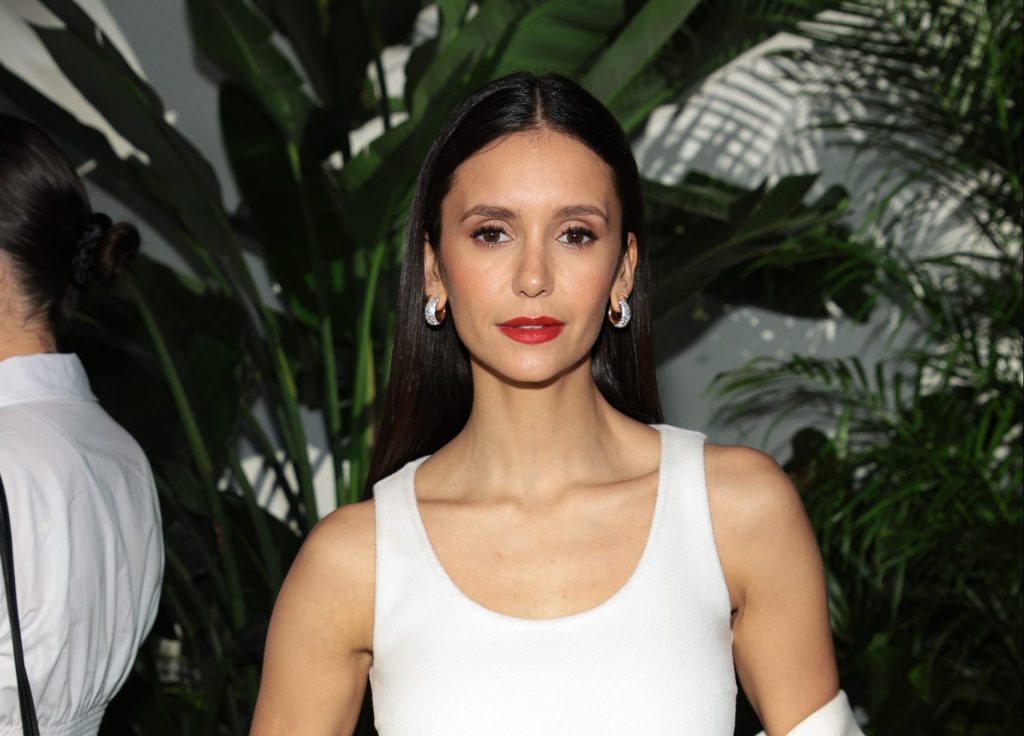 Ніна Добрев