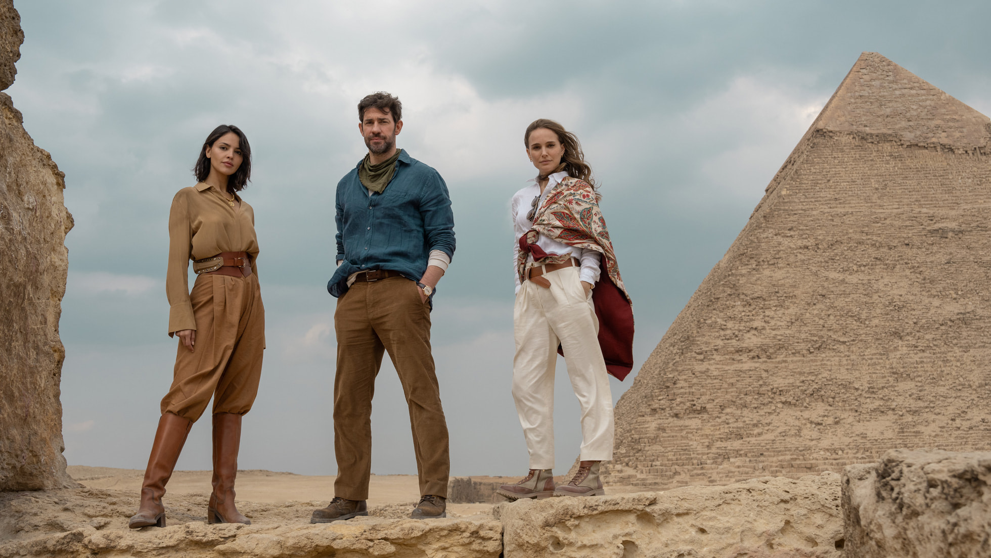 Ейса Гонсалес, Джон Красінскі та Наталі Портман