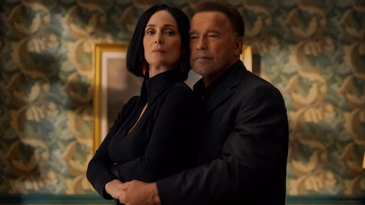 Арні повертається! Netflix анонсував 2 сезон серіалу "Фубар" з Керрі-Енн Мосс та першим поглядом на нові пригоди Арні повертається! Netflix анонсував 2 сезон серіалу "Фубар" з Керрі-Енн Мосс та першим поглядом на нові пригоди